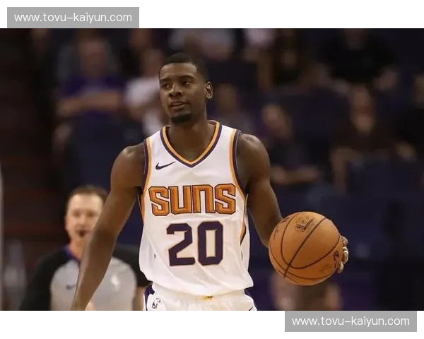 天赋的囚徒与岁月的信徒：富尔茨vs约什·杰克逊，2017年选秀双雄的“错位”人生